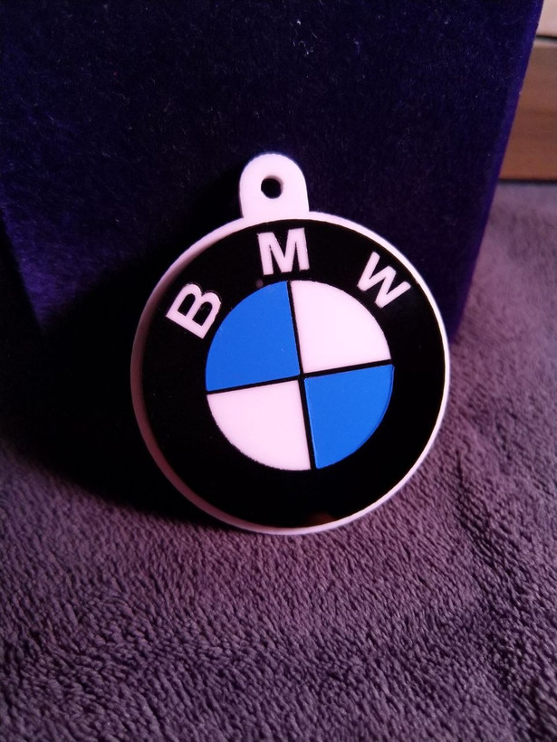سرکلیدی لوکس بی ام و (BMW) - طراحی اختصاصی هایکا کارشاپ