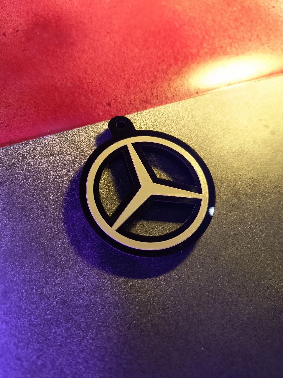 سرکلیدی سلطنتی مرسدس بنز (Mercedes-Benz) | برند هایکا کارشاپ